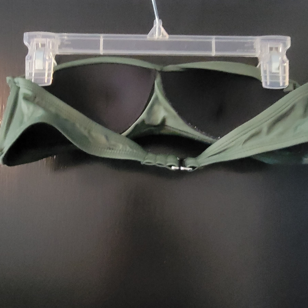 Strapless Swim Top, Shell style cup, Green, Size Small/Medium - Picture 2 of 3